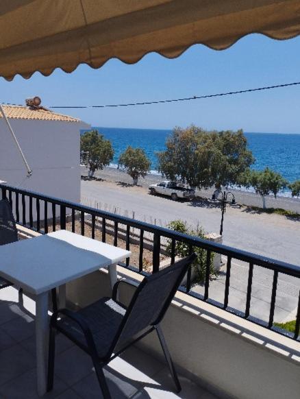 Eirini Apts On The Beach Psari Forada Esterno foto